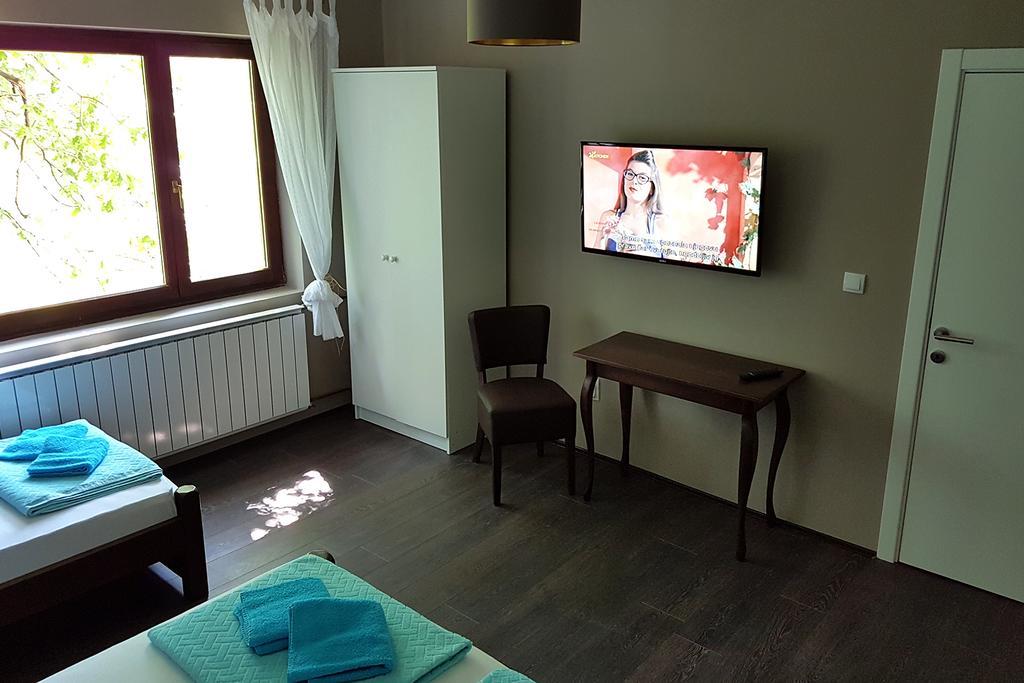 Apartmani Simic Валево Екстериор снимка