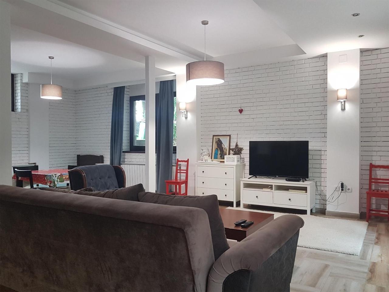 Apartmani Simic Валево Екстериор снимка